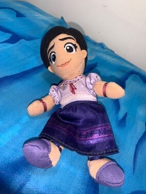 Disney Encanto Luisa Madrigal - Soft Purple Character Toy - 6.5”